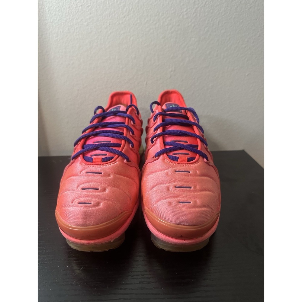 Nike Air VaporMax Plus Pink Purple Low Athletic Running Shoes Sneaker Women 8.5 - Picture 2 of 8